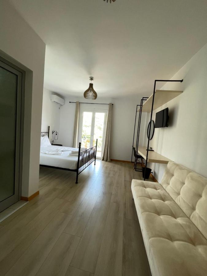 Aparthotel Orchard Retreat à Himarë Extérieur photo