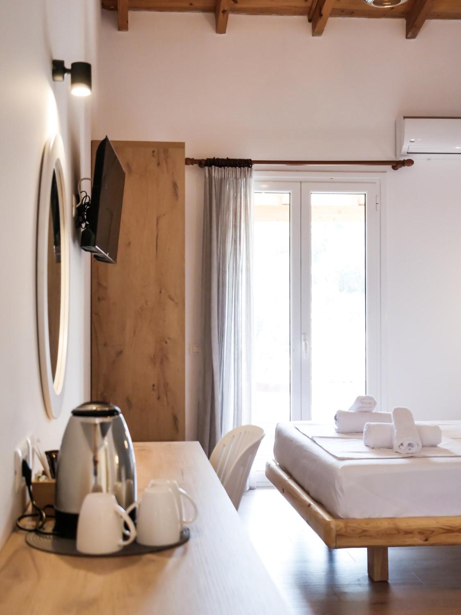 Aparthotel Orchard Retreat à Himarë Extérieur photo
