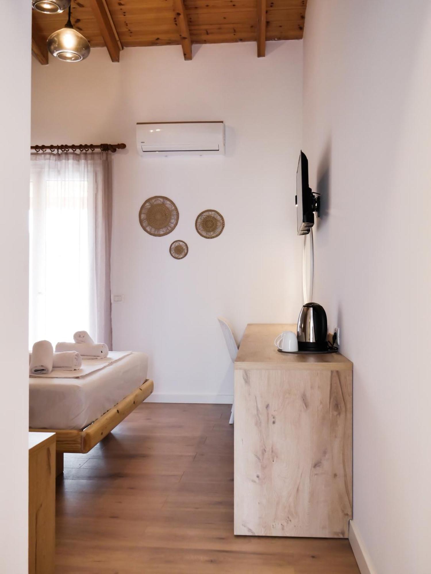 Aparthotel Orchard Retreat à Himarë Extérieur photo